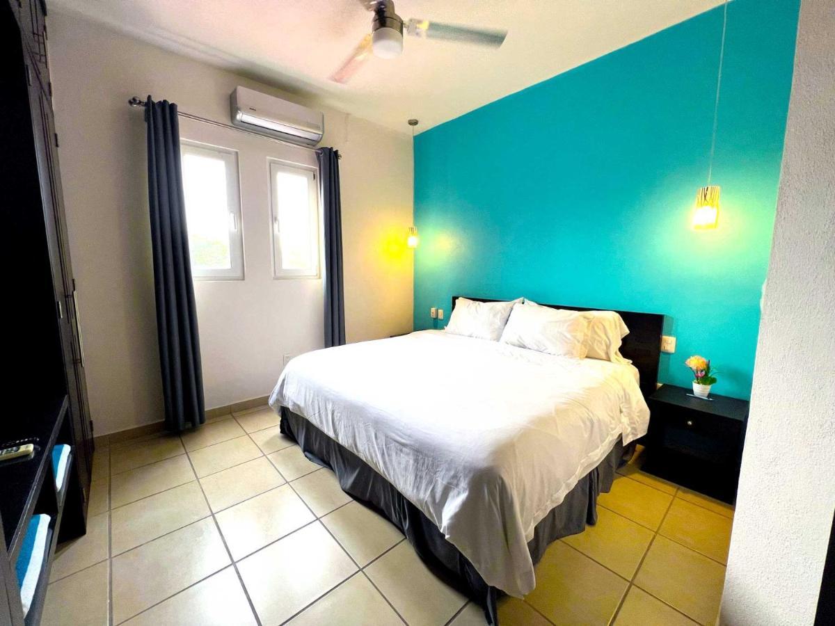 Cardenas Suites Puerto Vallarta Extérieur photo